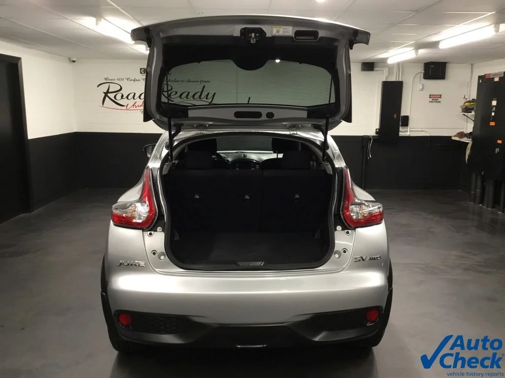 Used 2017 Silver Nissan SV image 12
