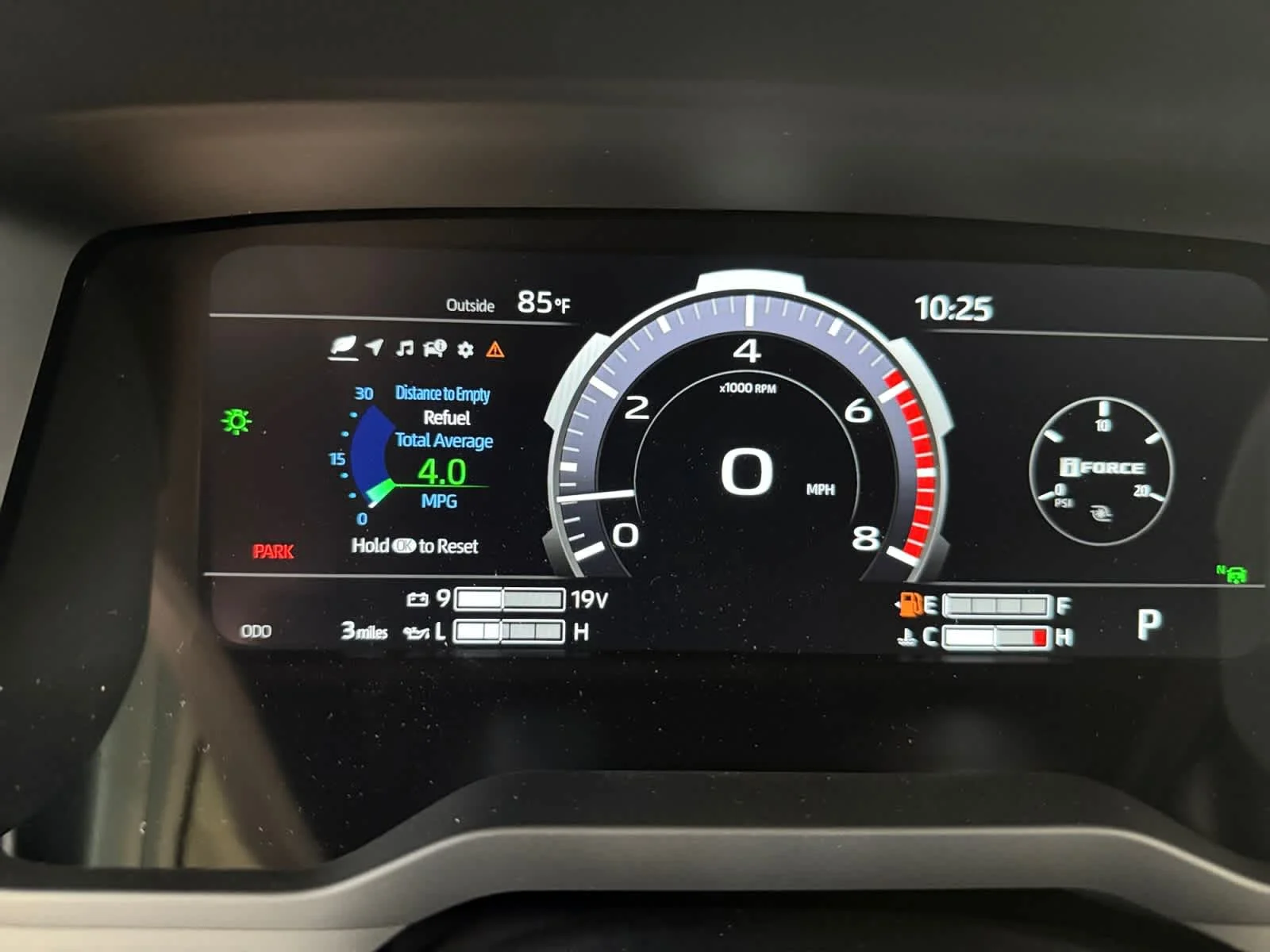 2026 Toyota Tundra Limited - Photo 14