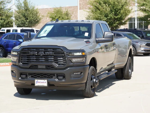 New 2027 Ceramic Gray Clear-Coat Exterior Paint RAM Tradesman image 10