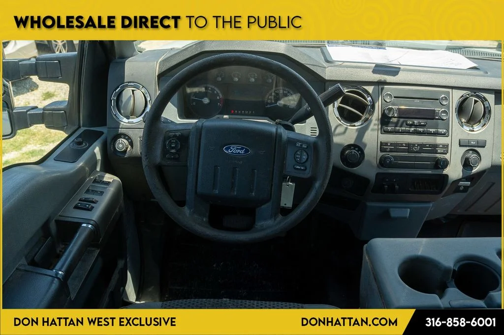 Used 2016 White Ford XLT image 5