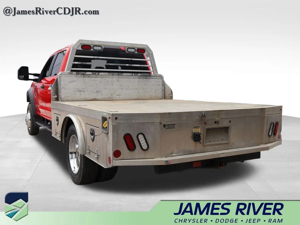 Used 2020 Red Ford XL image 3