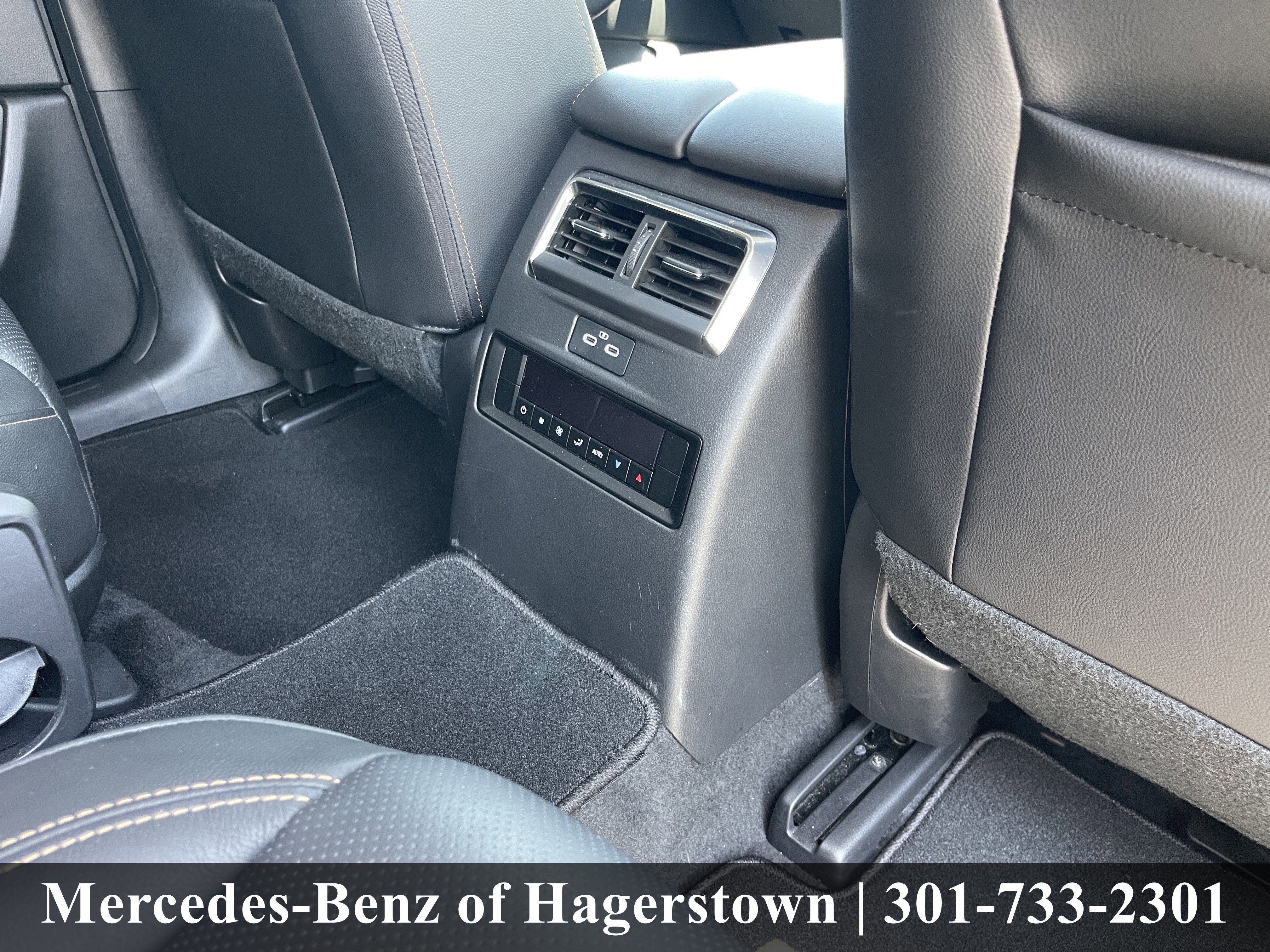 Used 2024 Deep Crystal Blue Mica Mazda Preferred AWD image 30