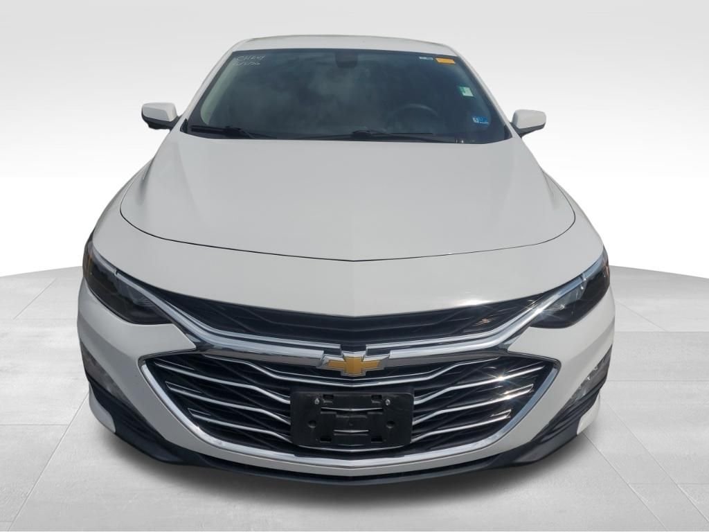 Used 2019 White Chevrolet LT image 10