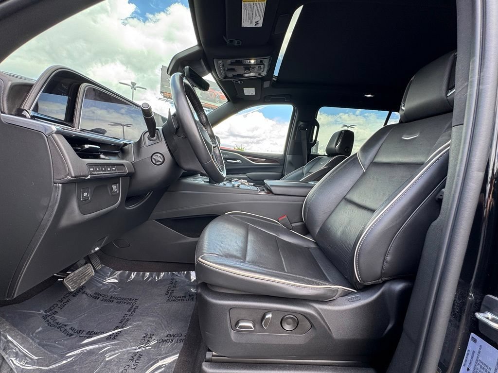 Certified Used 2022 Black Raven Cadillac Premium Luxury image 26