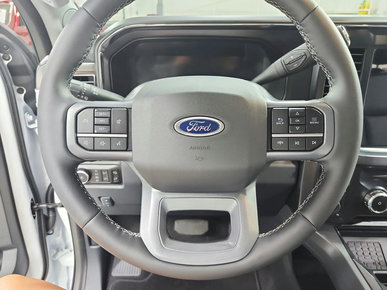 New 2026 Oxford White Ford F-250® Lariat® image 24