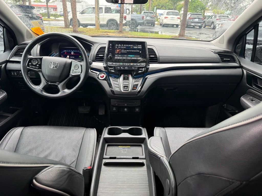 Used 2022  Honda Elite image 14