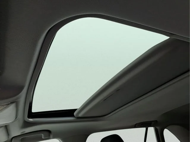 Used 2025 Silver Toyota XLE image 22