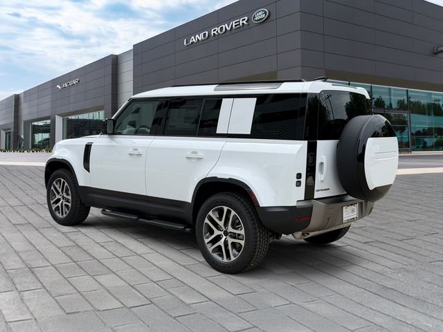 New 2026 Fuji White Land Rover S image 3
