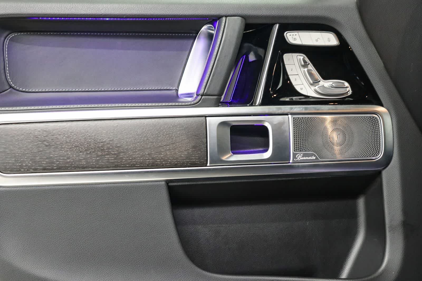 Used 2025 Obsidian Black Metallic Mercedes-Benz G 550 image 22
