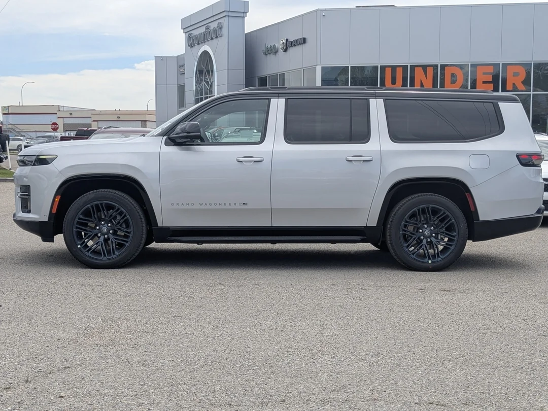 New 2026 Silver Jeep 85th Anniversary - - McIntosh Audio - Quilted Leather - Adaptive Cruise - Liftgate & More! image 5