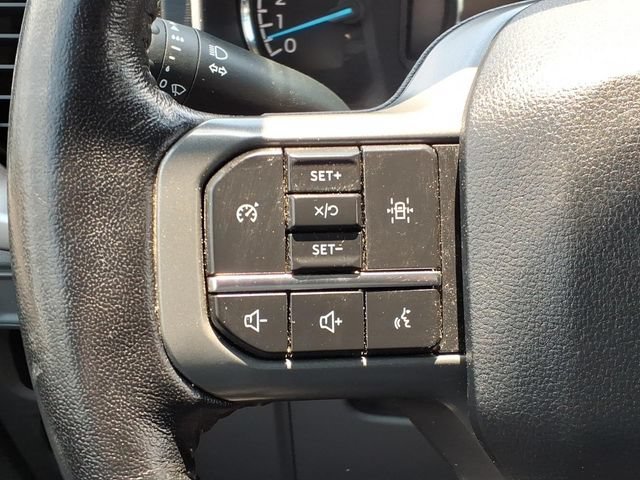 Used 2022  Ford XL image 21