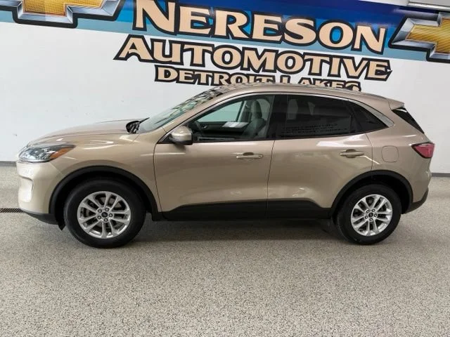 Used 2021 Ford Escape SE with VIN 1FMCU9G67MUB02938 for sale in Detroit Lakes, Minnesota