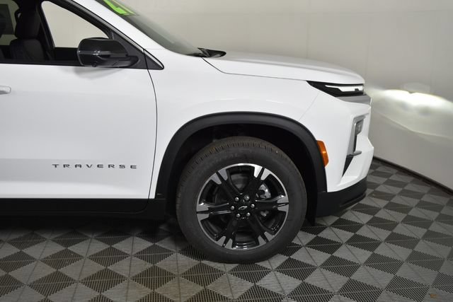 2027 Chevrolet Traverse LT - Photo 11