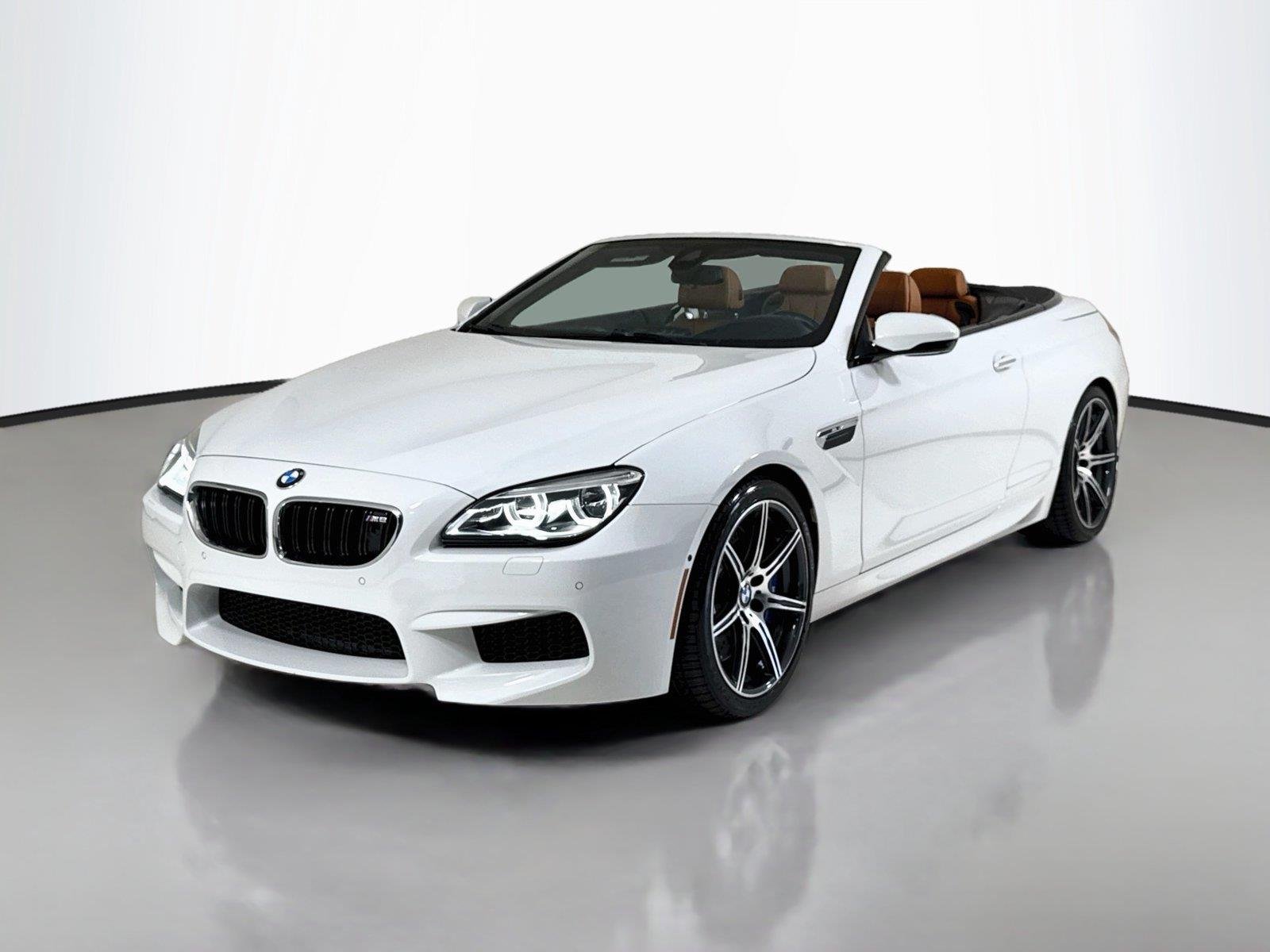 Used 2016 Alpine White BMW M6 Conv Competition Pkg | Executive Pkg | Night Vision image 46