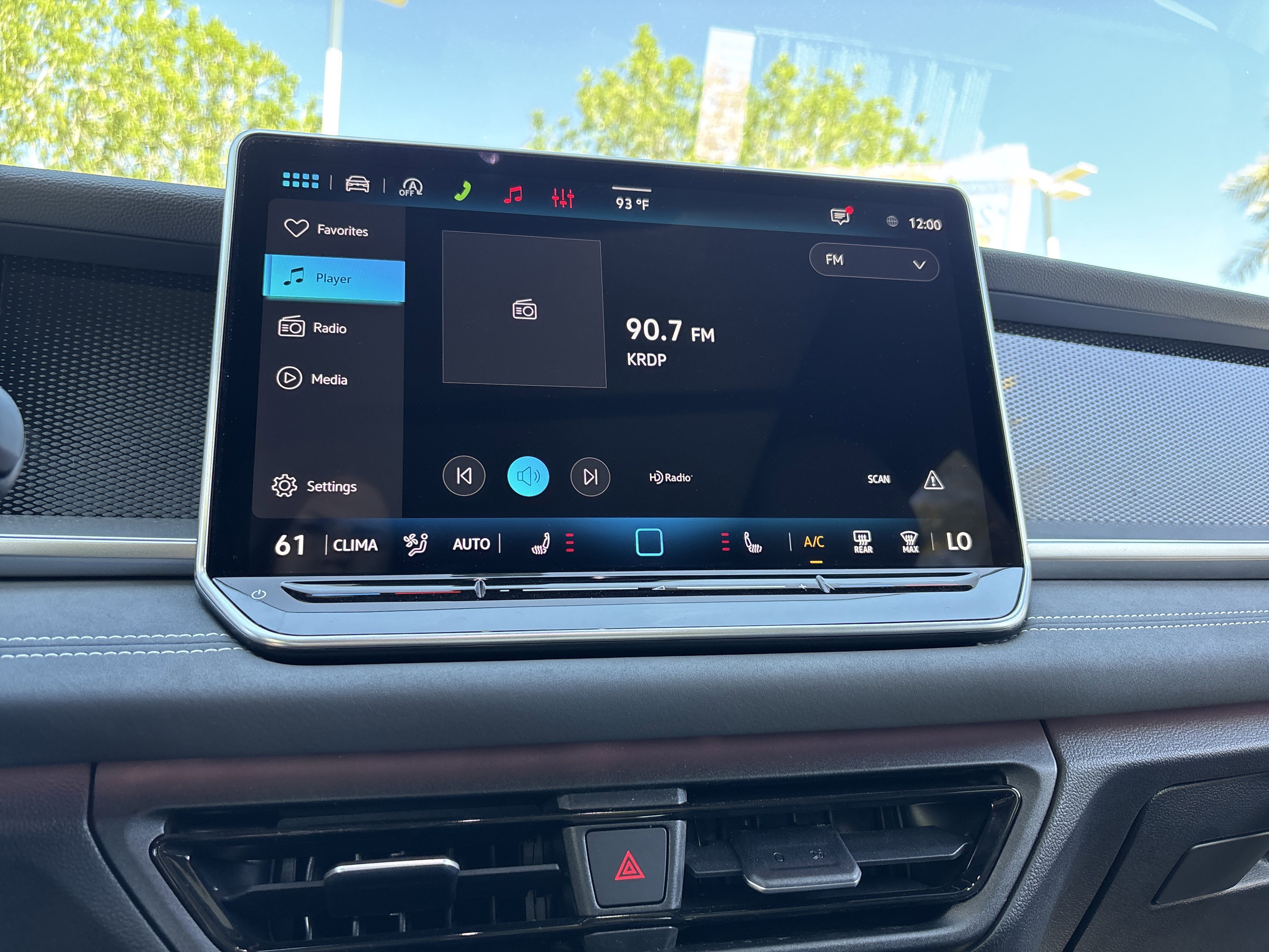 New 2026 Platinum Gray Metallic Volkswagen  image 18
