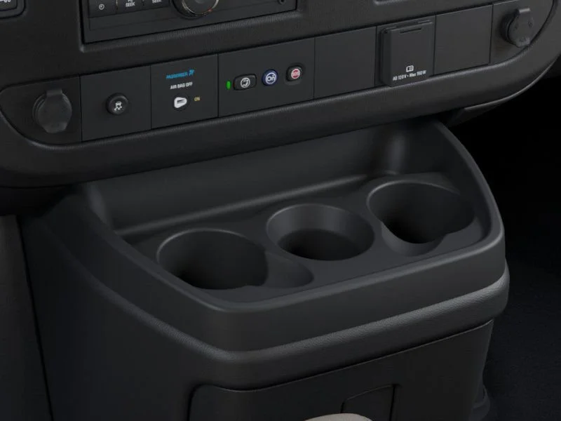 2025 GMC Savana Cargo Work Van - Photo 23