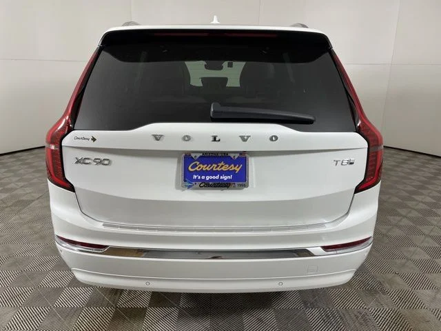 2025 Volvo XC90 Core - Photo 7