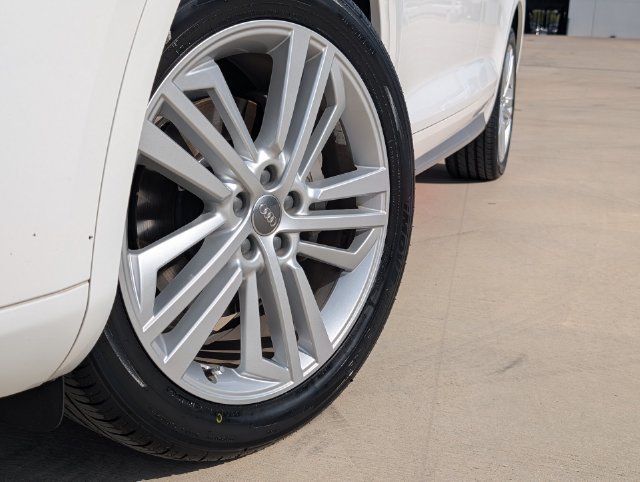 Used 2018 White Audi 2.0T Premium Plus image 2