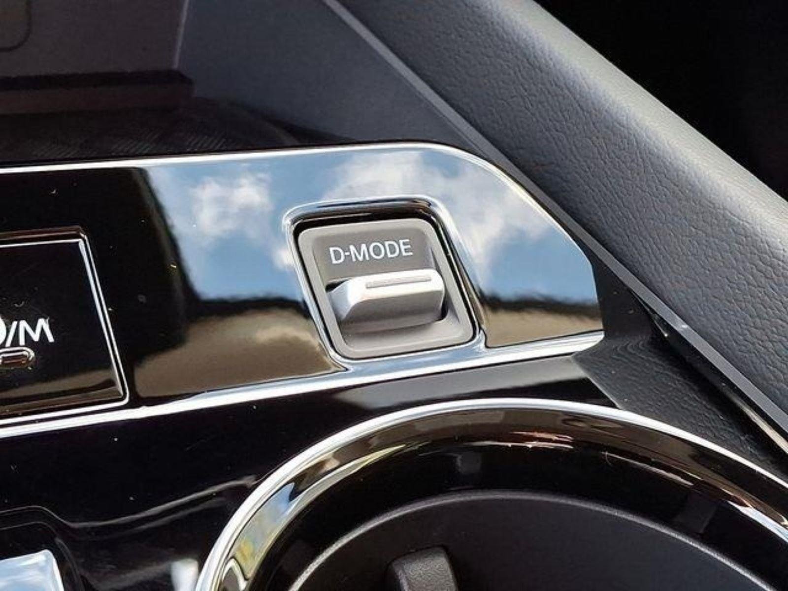 2025 Nissan Murano SV - Photo 15