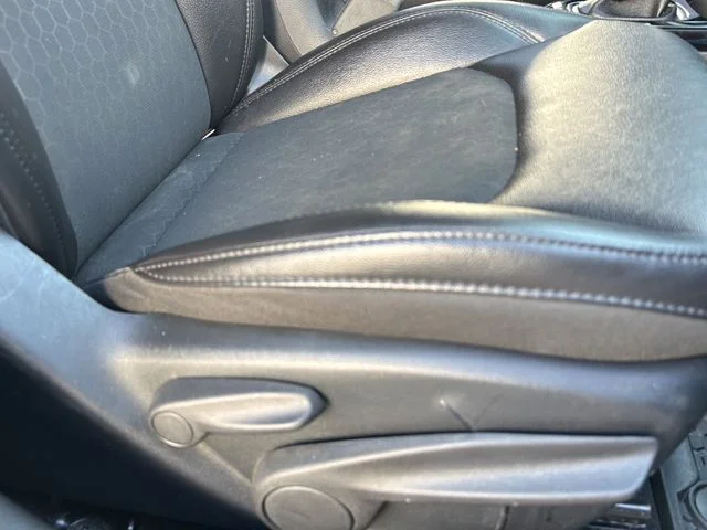 Used 2018 Black Jeep Latitude image 17