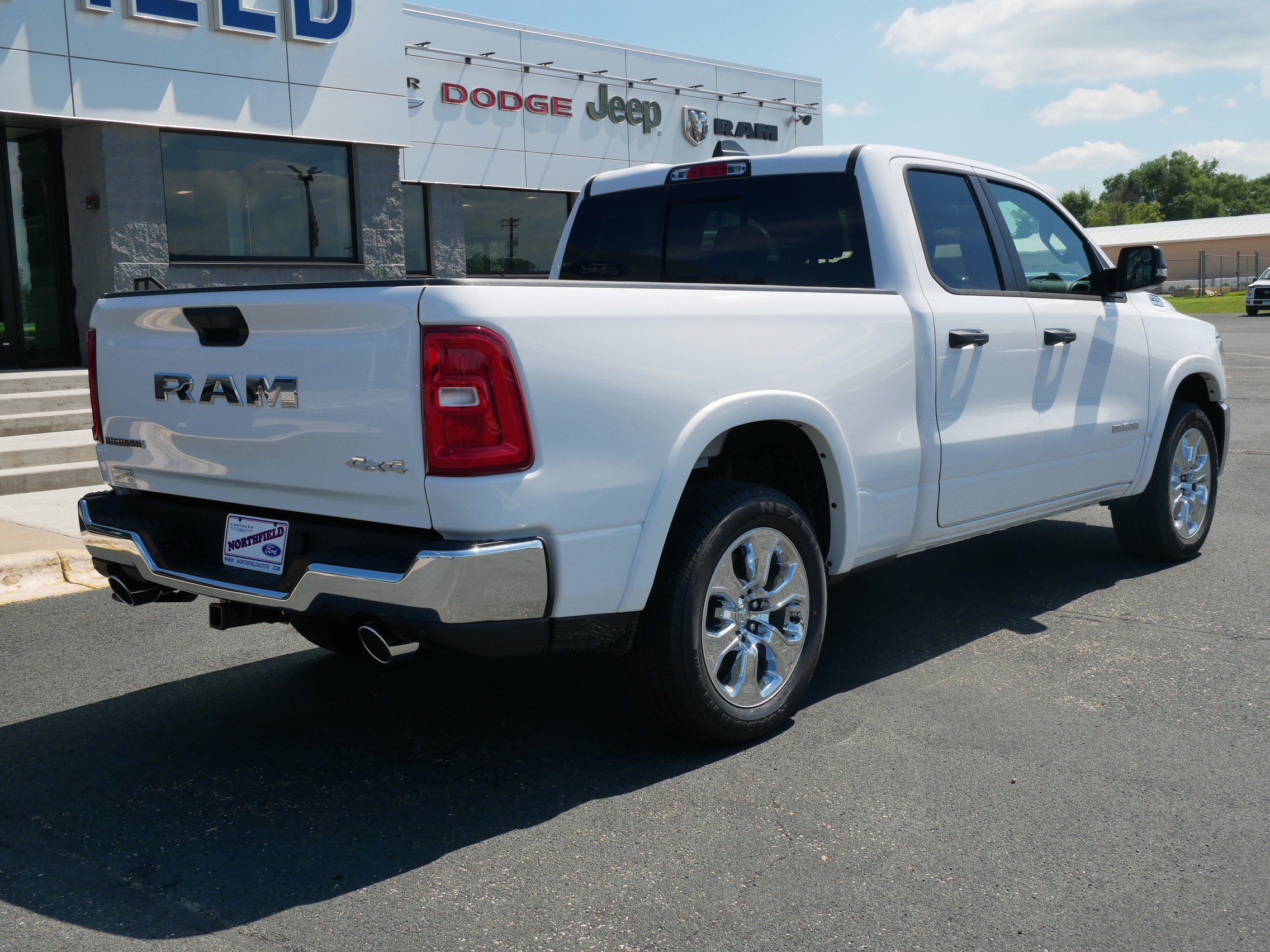 New 2026 Bright White Clear-Coat Exterior Paint RAM Big Horn image 8