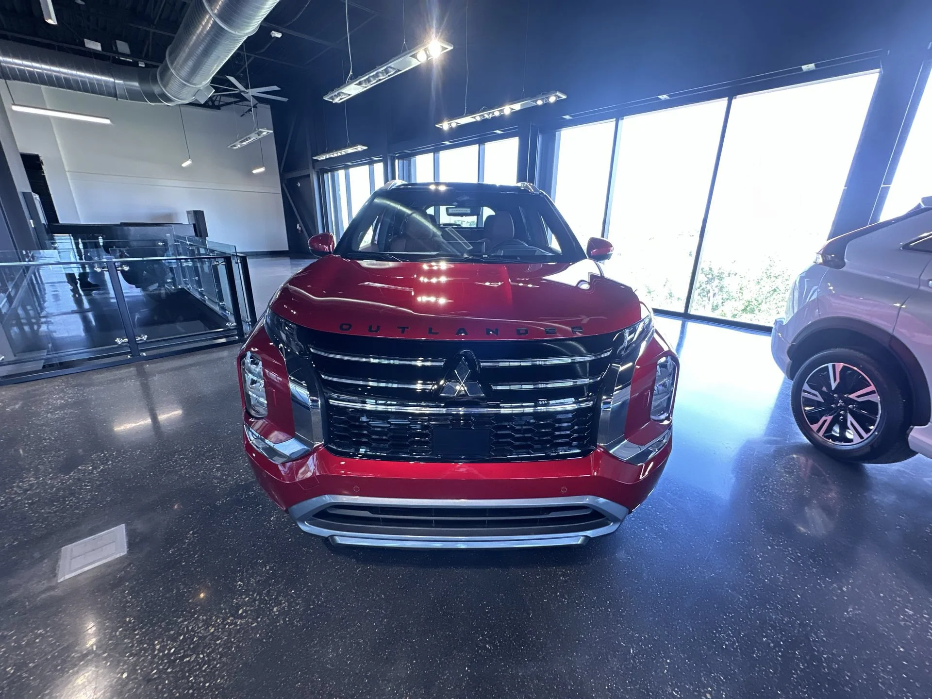 New 2026 Red Diamond/Black Roof Mitsubishi SEL image 3