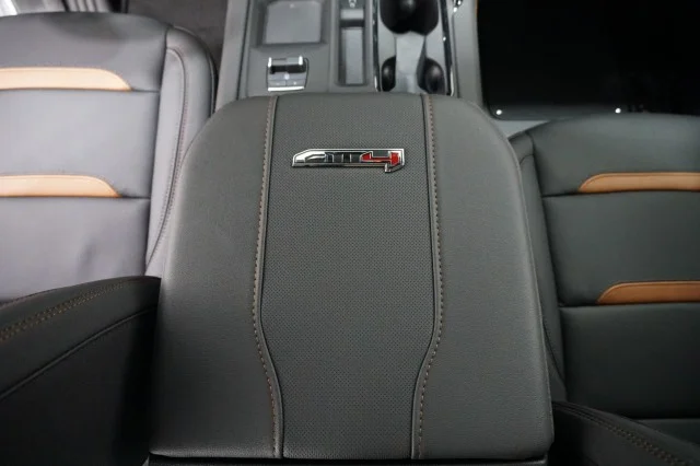 2026 GMC Sierra 2500HD AT4 - Photo 24
