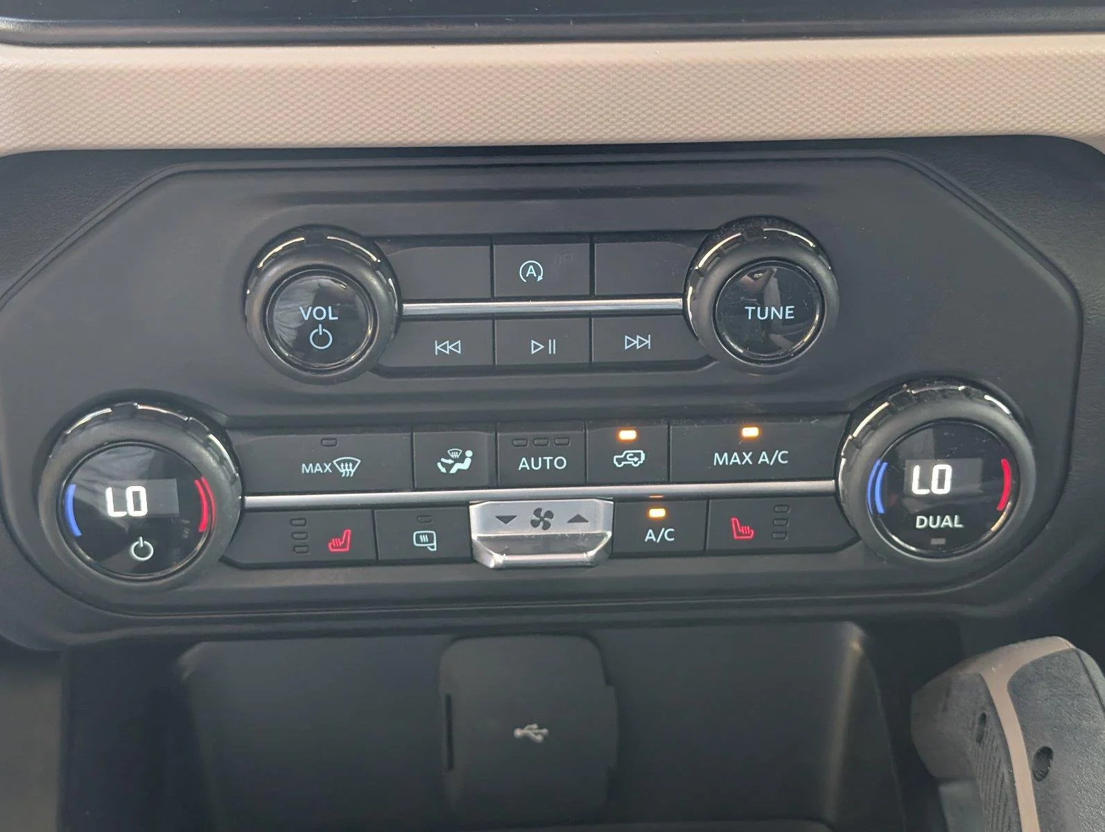 Used 2021 Cactus Gray Ford Big Bend image 24