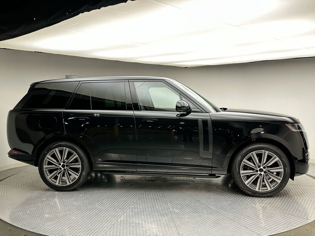 New 2026 Santorini Black Land Rover Autobiography image 4