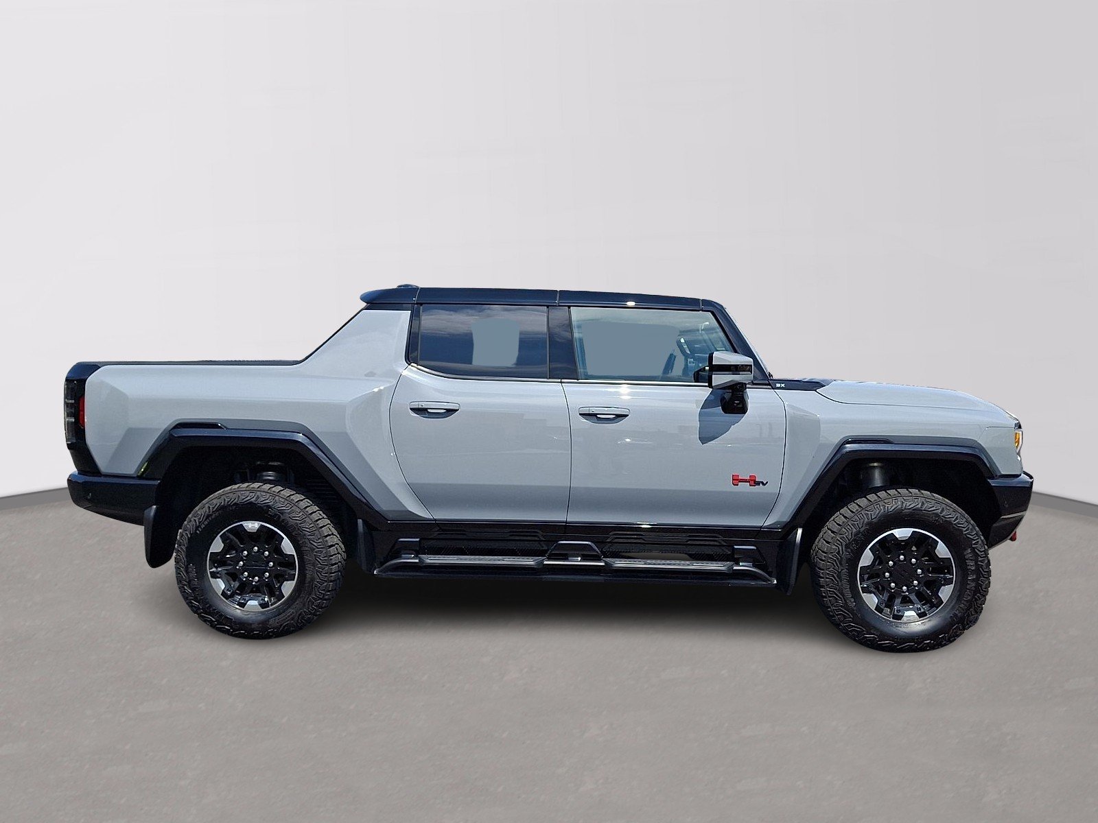 Used 2025 Meteorite Metallic (Grey) - GNO GMC e4WD 3X image 7
