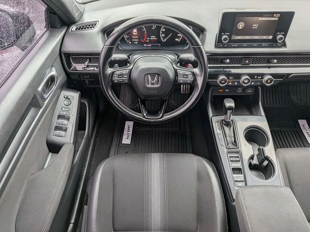 Used 2023  Honda Sport image 14
