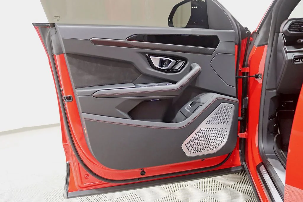 2022 Lamborghini Urus