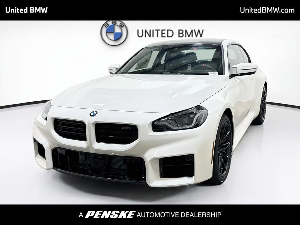 New 2026 Alpine White BMW Base image 1