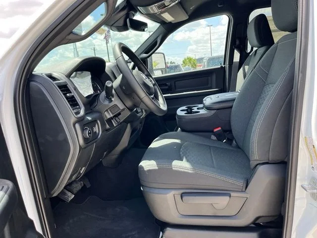 New 2026 Bright White Clearcoat RAM  image 15