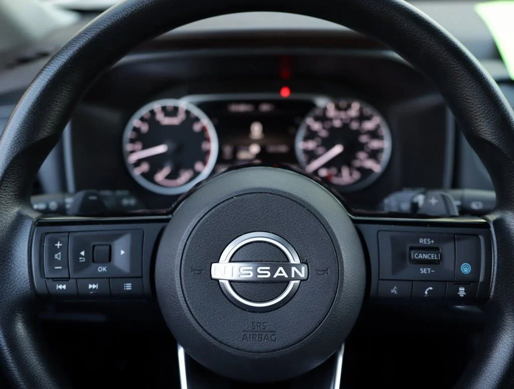 2023 Nissan Rogue SV - Photo 11