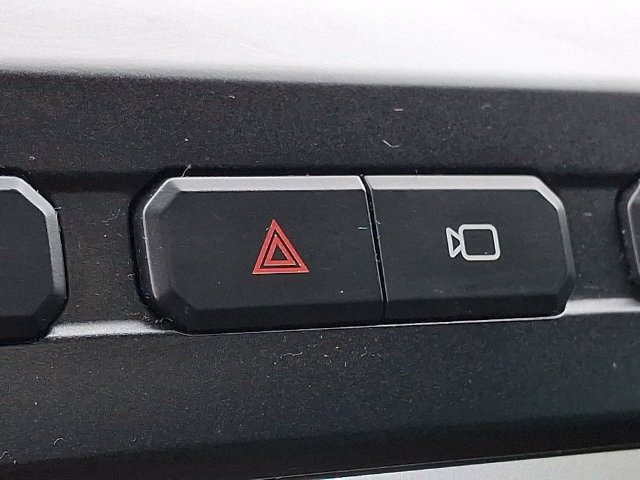 Used 2020 White Ford King Ranch image 31