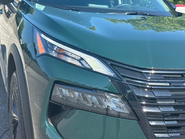 New 2026 Obsidian Green Pearl Nissan Dark Armor™ image 10