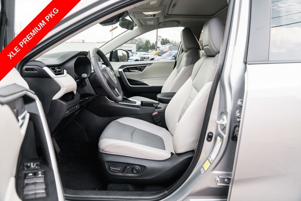 2024 Toyota RAV4 XLE Premium - Photo 25