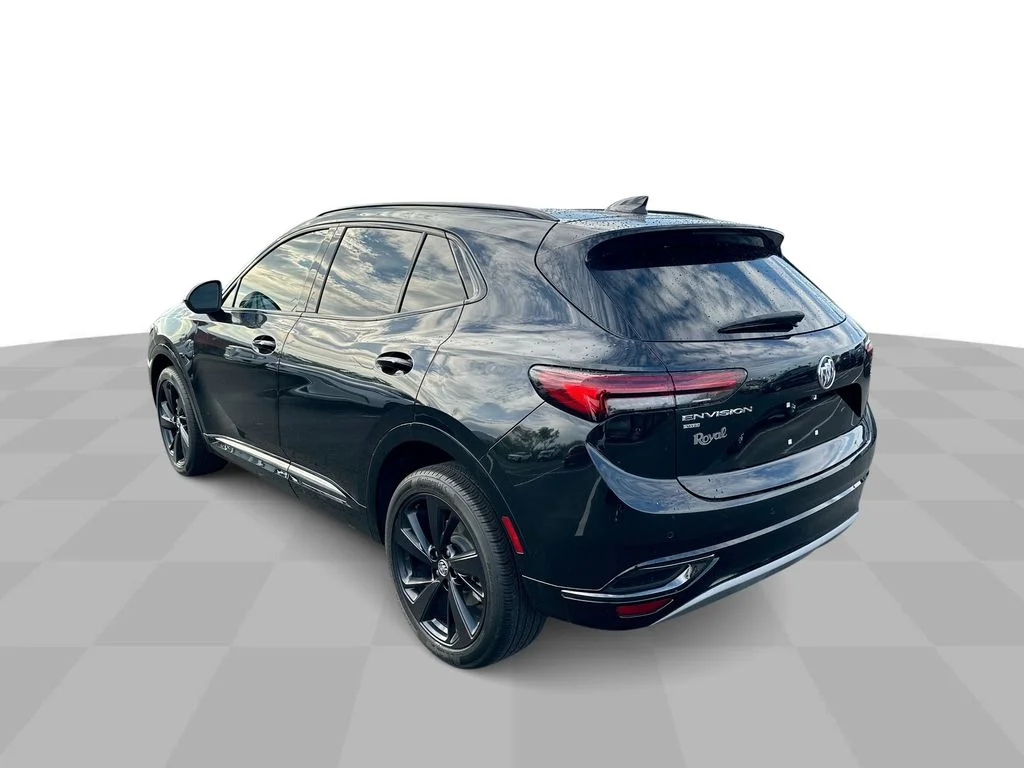 Used 2023 Black Buick Essence image 22