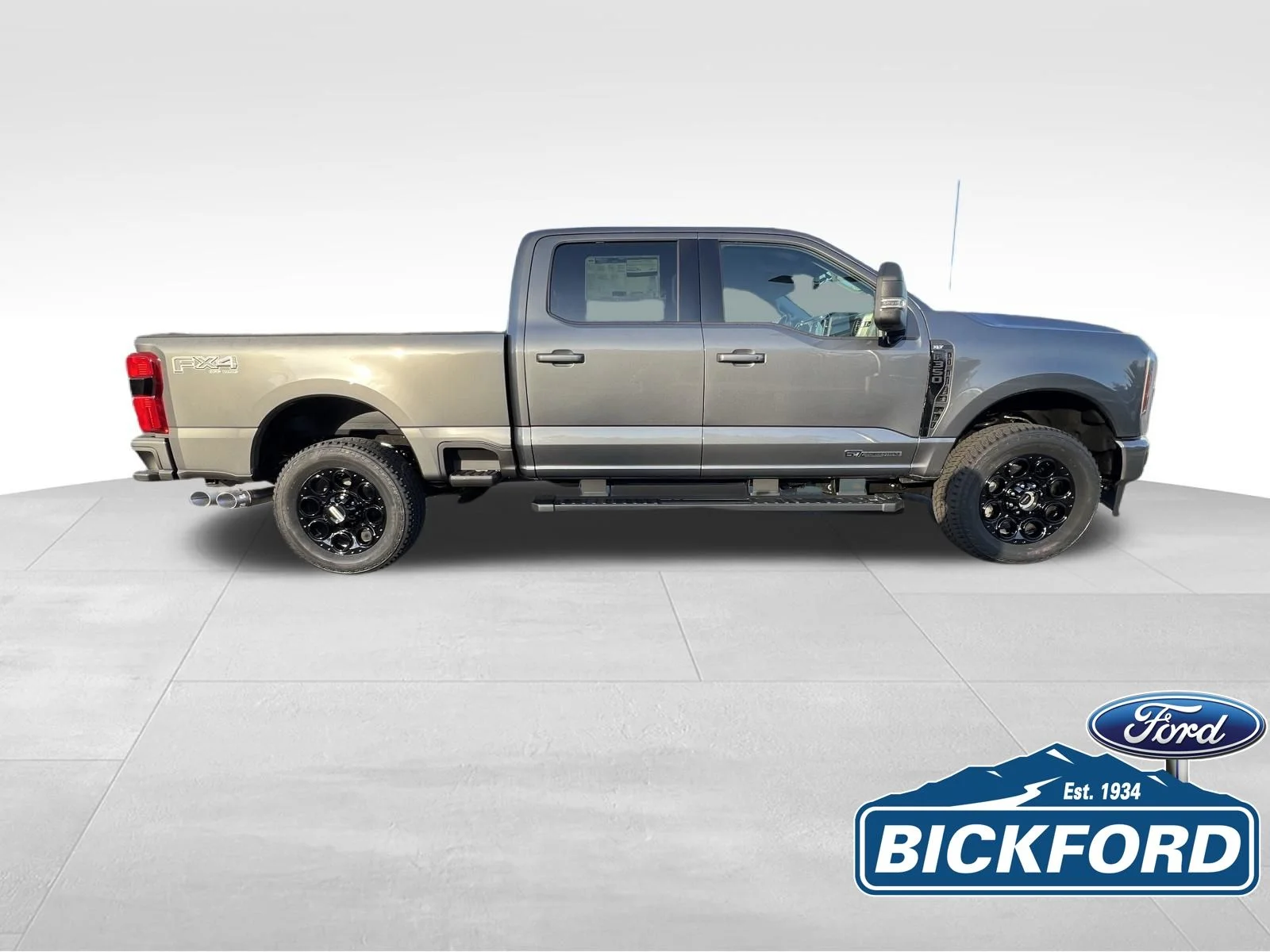 New 2026 Gray Ford XLT image 4