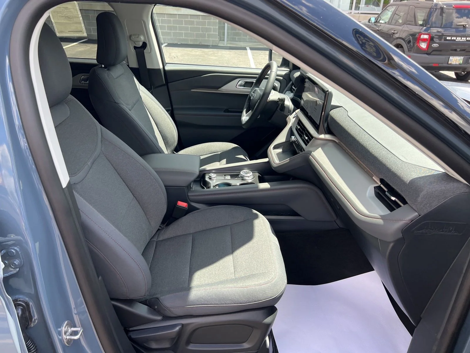 New 2026 Vapor Blue Metallic Ford Active image 46