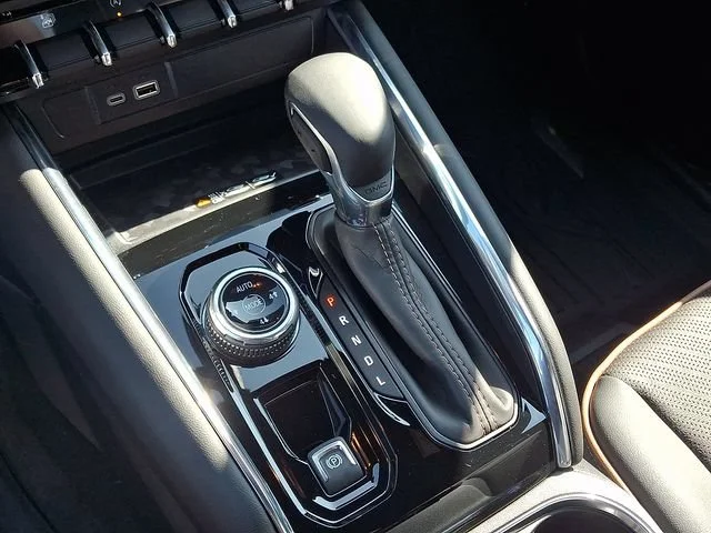 New 2026 Sterling Metallic GMC AT4 image 11