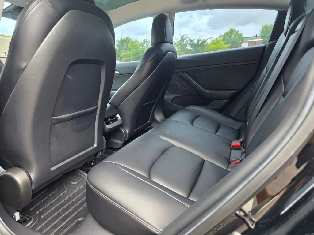 Used 2022  Tesla Long Range image 28