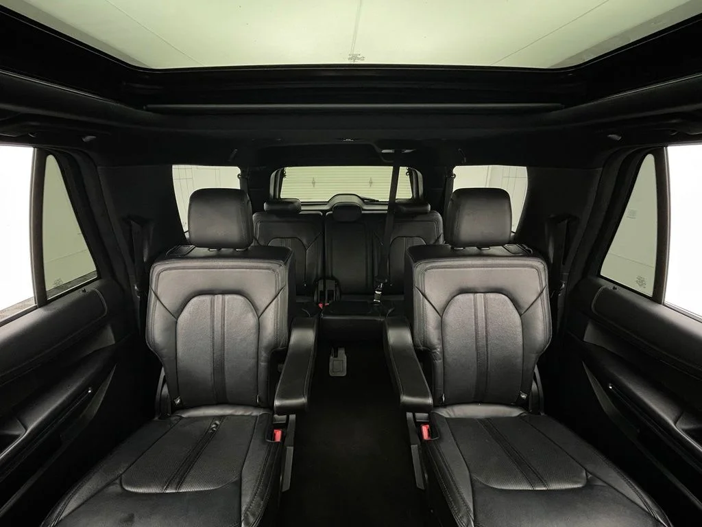 Used 2020 Black Ford Limited image 43