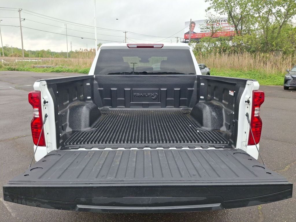 Used 2026 White Chevrolet LT image 20