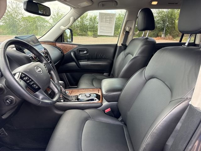 Used 2023 Gray Nissan SL image 10