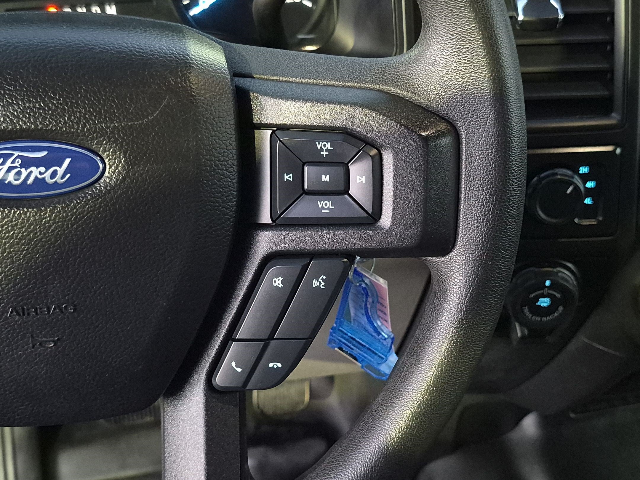 Used 2019 Oxford White Ford XL image 18
