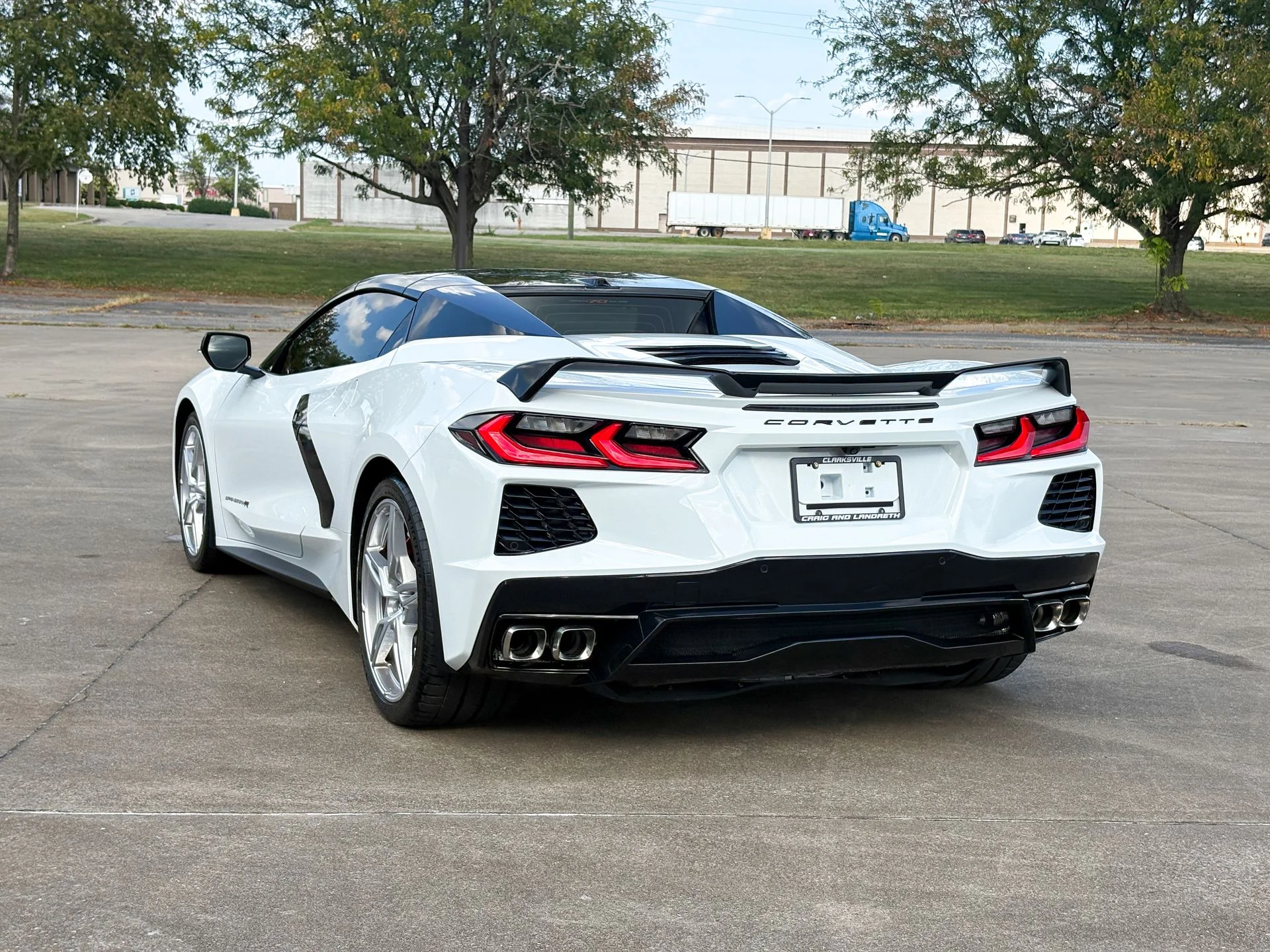 Used 2023 White Chevrolet Stingray image 10
