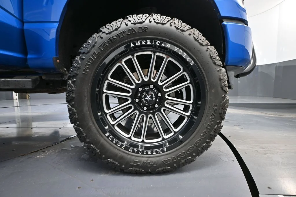 Used 2021 Blue Ford XLT image 18