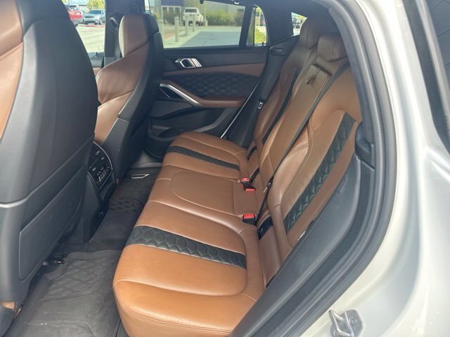 Used 2022 White BMW Base image 11